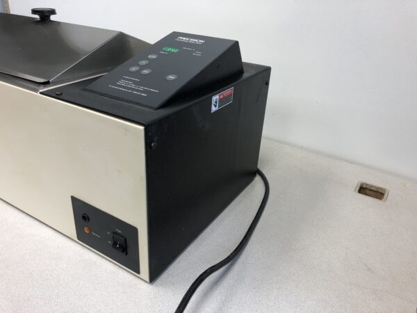 Precision laboratory heating bath - Image 2