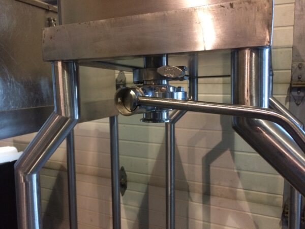 Lot of 4 stainless steel hoppers - Image 3