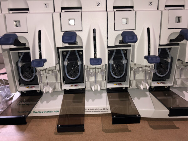 Affymetrix GeneChip Fluidics station 450 - Image 9