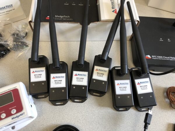 Lot de composantes surveillance Madge Tech – Image 3