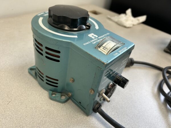 Staco Energy model 3PN1020V variable autotransformer - Image 3