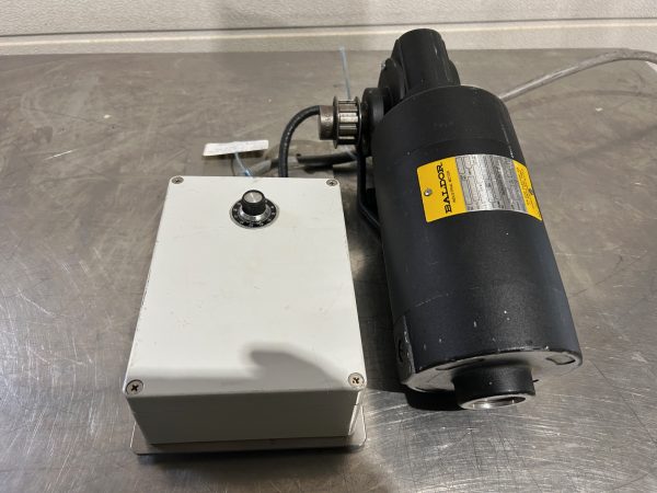 Moteur DC Baldor GP7421 avec variateur de vitesse – Image 3