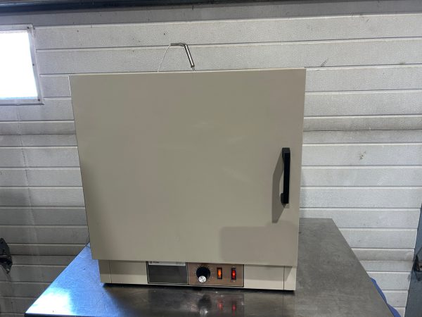 Four de laboratoire Fisher Scientific model 526G
