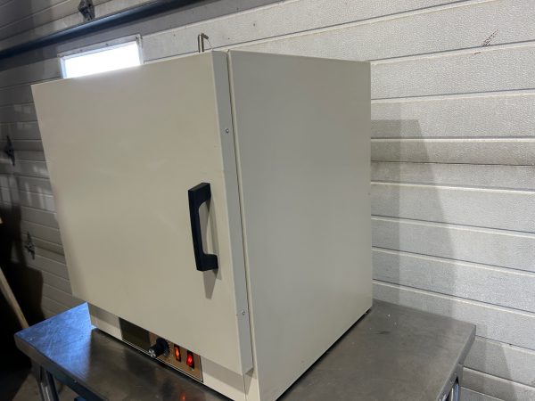 Four de laboratoire Fisher Scientific model 526G – Image 2