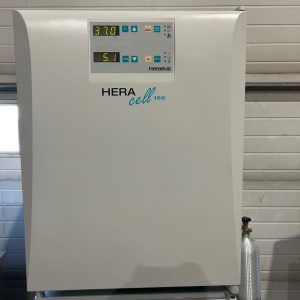 Hera Cell 150 laboratory incubator