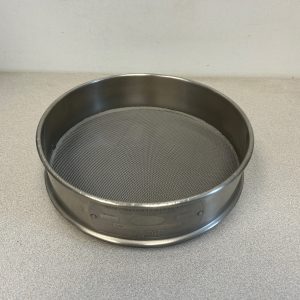 W.S. Tyler no. 30 sieve, 600 micrometer