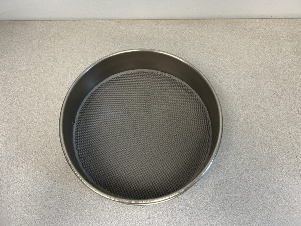 W.S. Tyler no. 30 sieve, 600 micrometer - Image 2