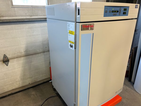 Thermo scientific model 3110 laboratory incubator - Image 3