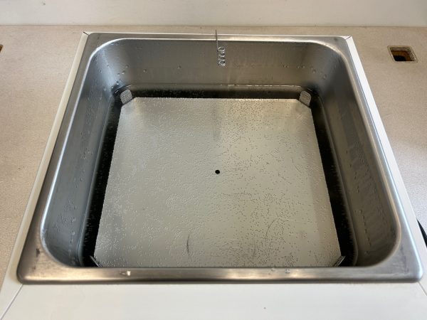 Bain chauffant Thermo Scientific model 2837 pour laboratoire – Image 4