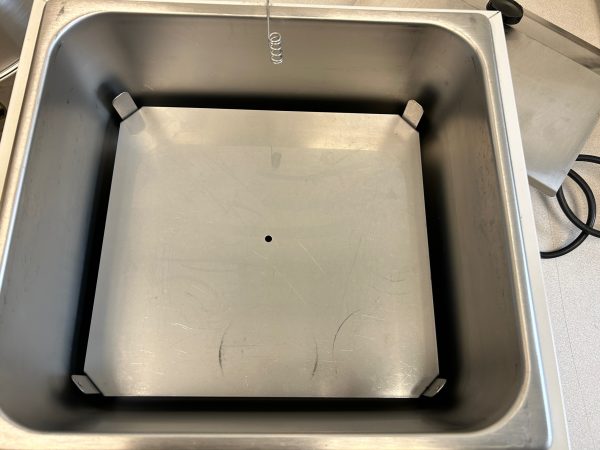 Bain chauffant Thermo Scientific model 2837 pour laboratoire – Image 6
