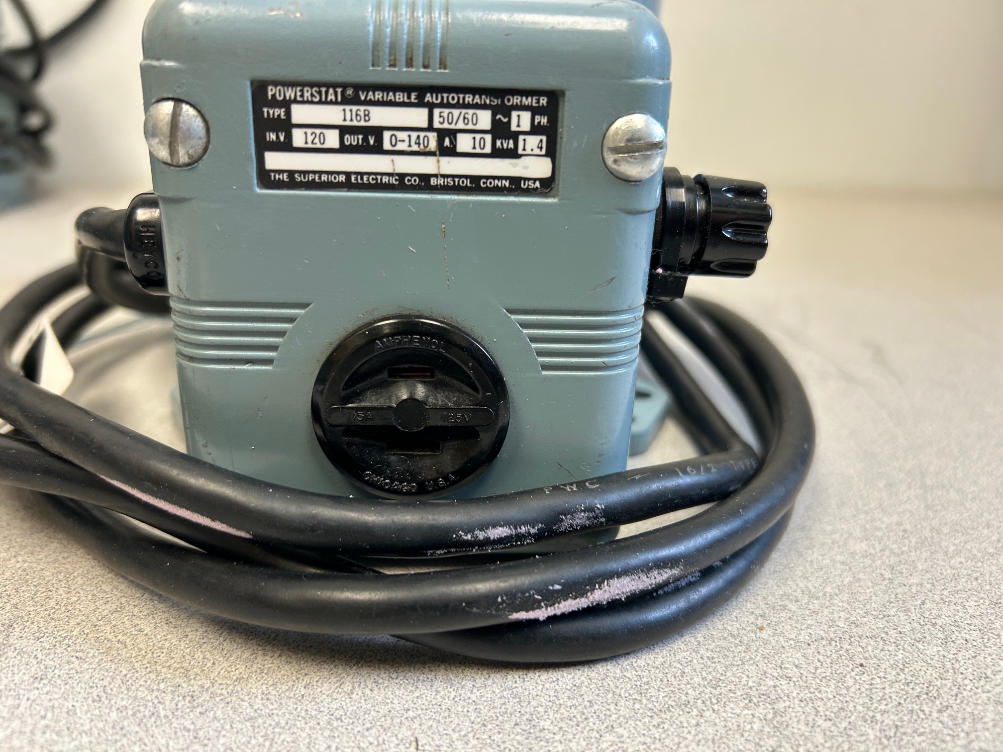 Powerstat model 116B Variac voltage regulator - Image 6