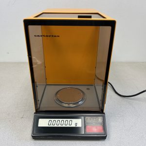 Sartorius R200D analytical scale for laboratory