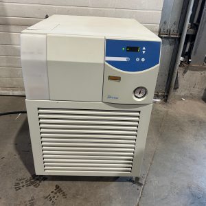 Thermo Fisher Scientific Neslab Merlin M100 recirculating chiller