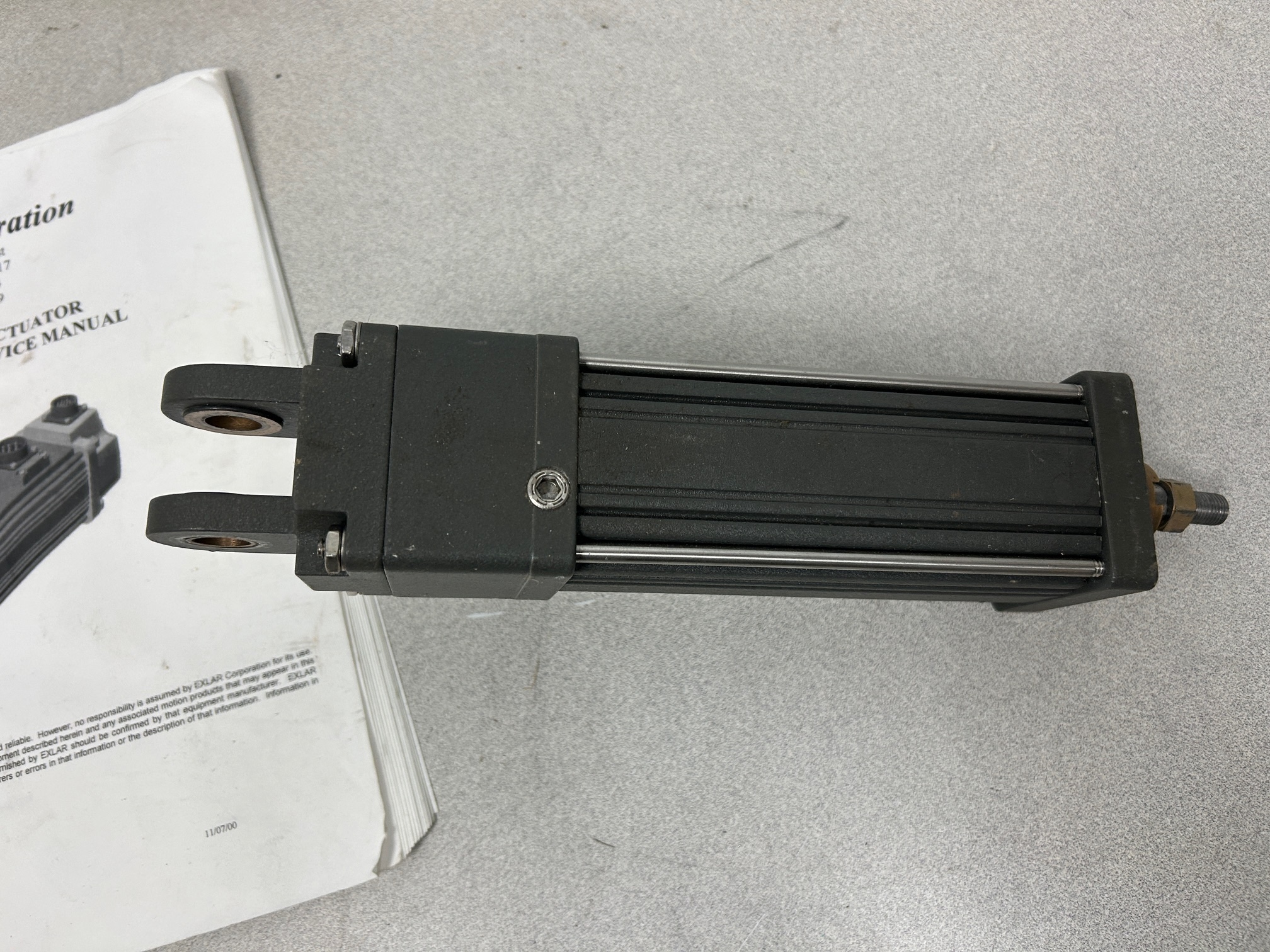 Cylindres actuateurs électrique Exlar Corporation model GS20-0302-MCM-PS1-L6 – Image 4