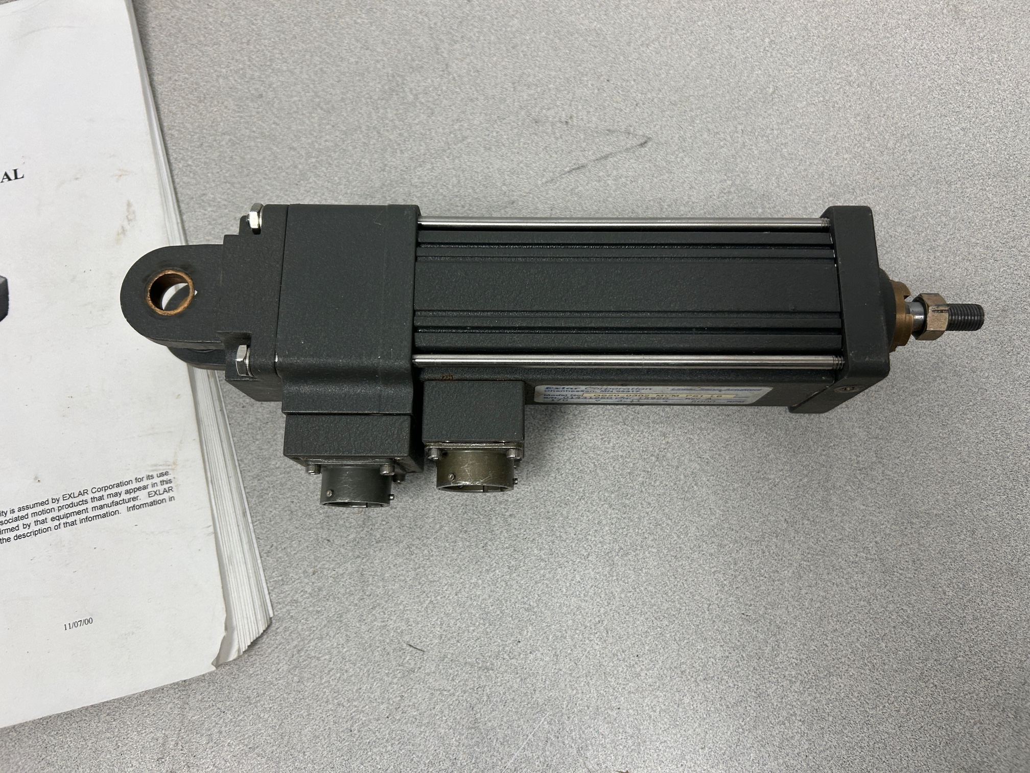 Cylindres actuateurs électrique Exlar Corporation model GS20-0302-MCM-PS1-L6 – Image 5
