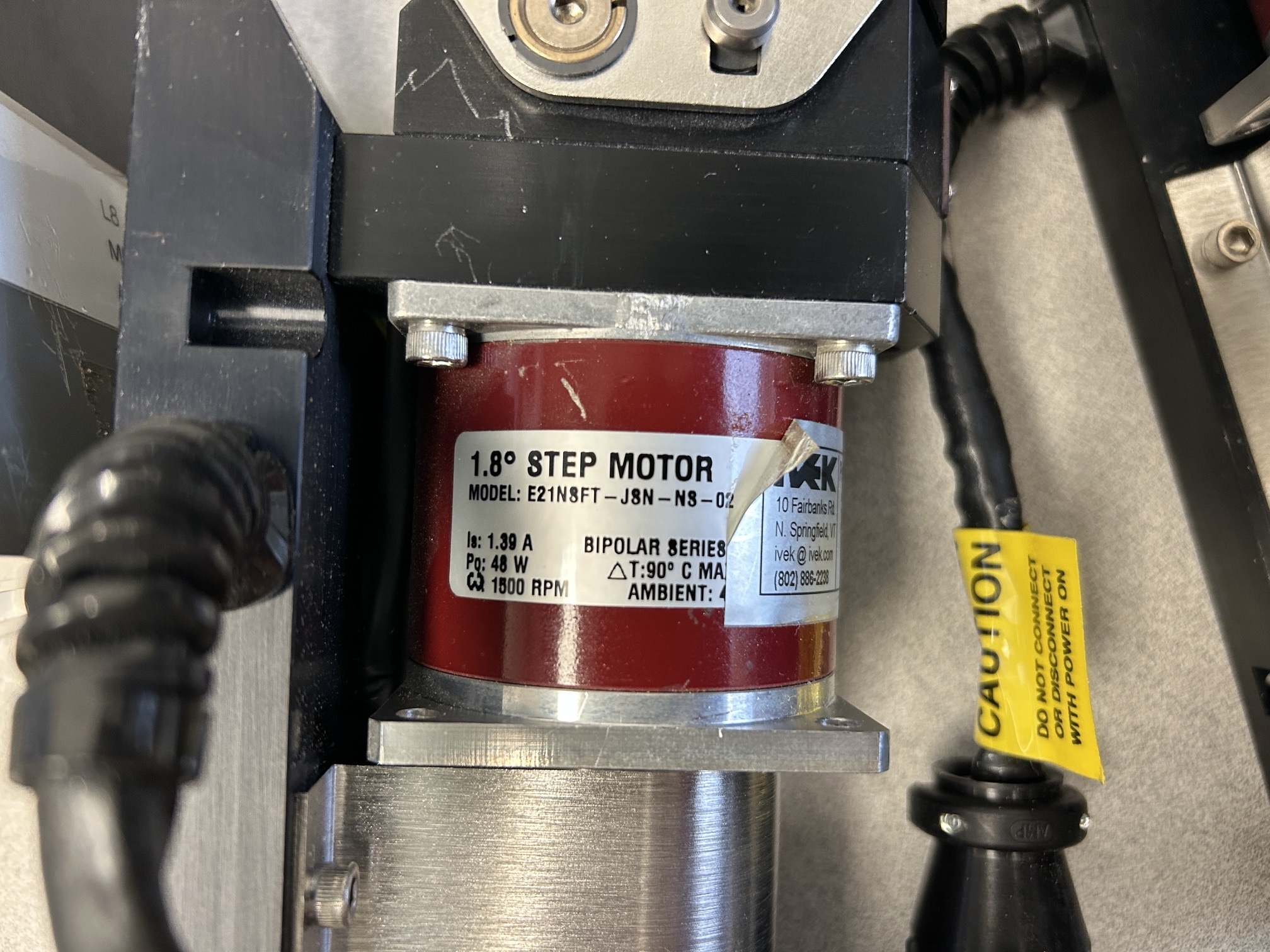 Lot of IVEK Multispense 2000 controllerS & actuators - Image 7