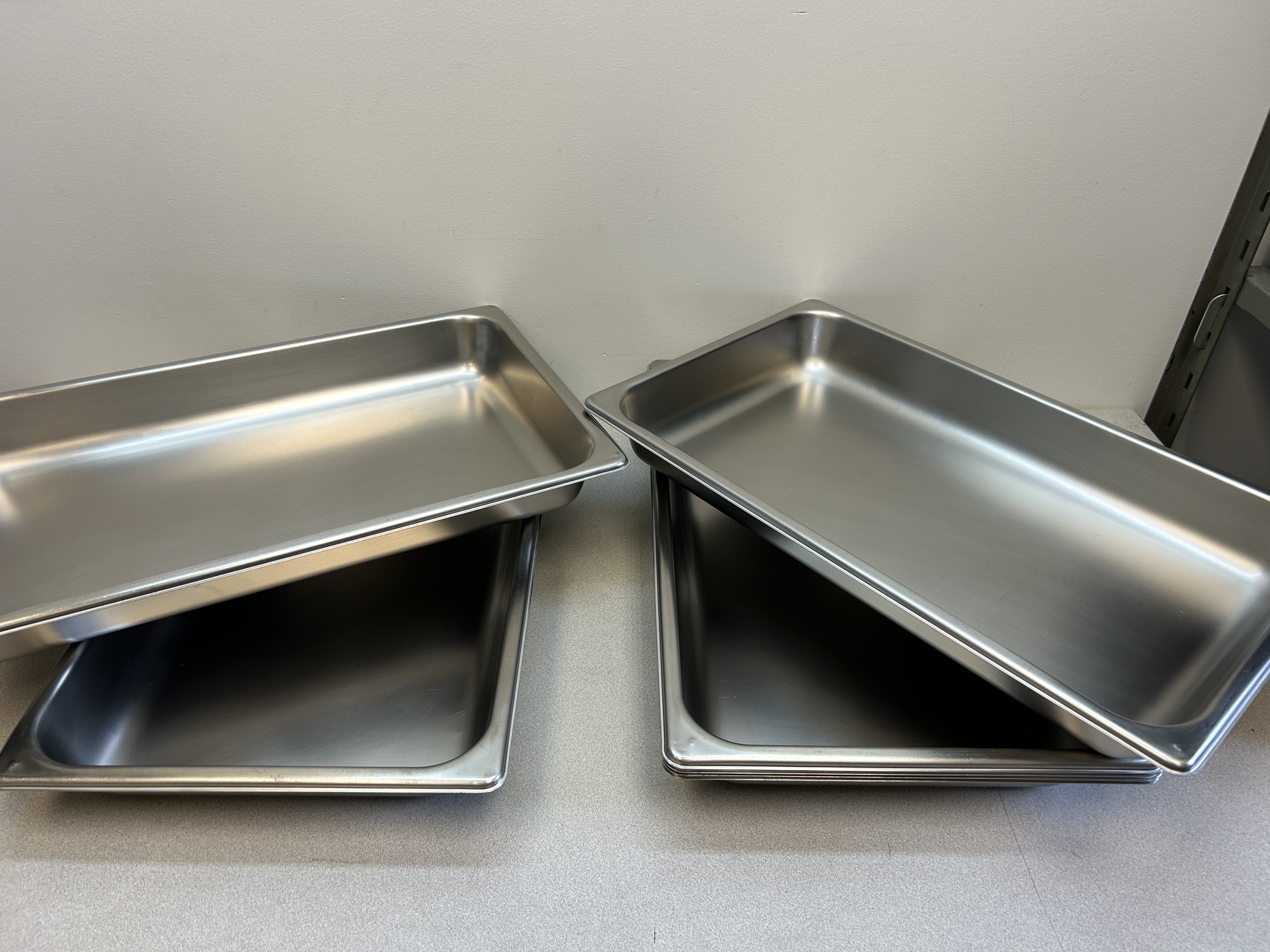 Lot de 240 plateaux en acier inoxydable de 8.5L, marque Polarware E-20122 NSF