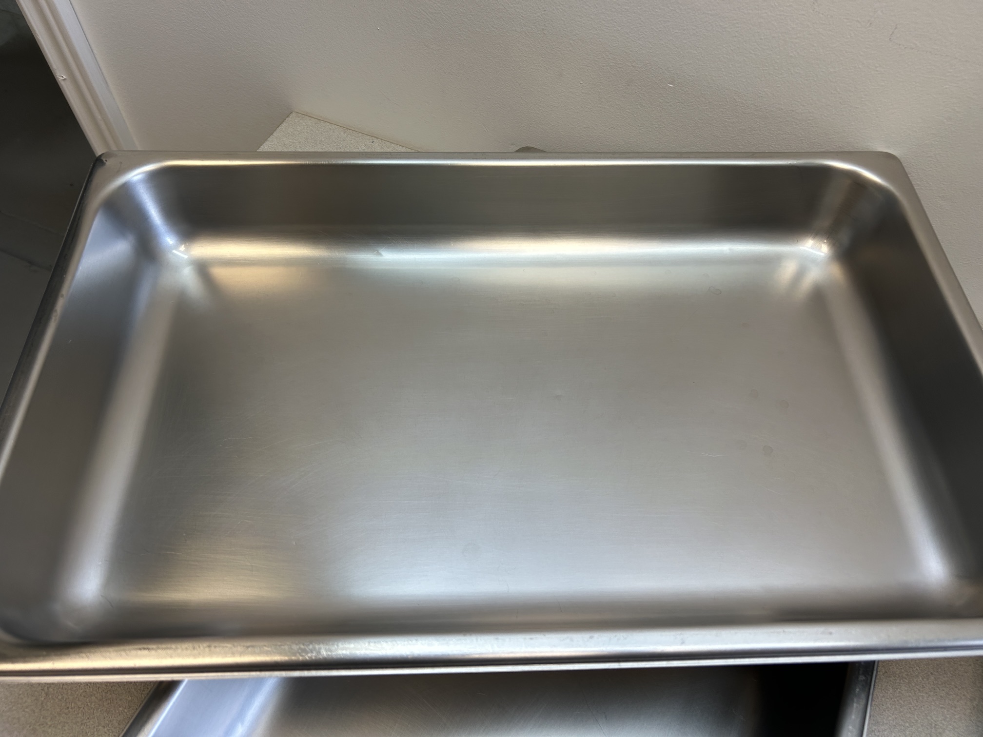 Lot de 240 plateaux en acier inoxydable de 8.5L, marque Polarware E-20122 NSF – Image 2