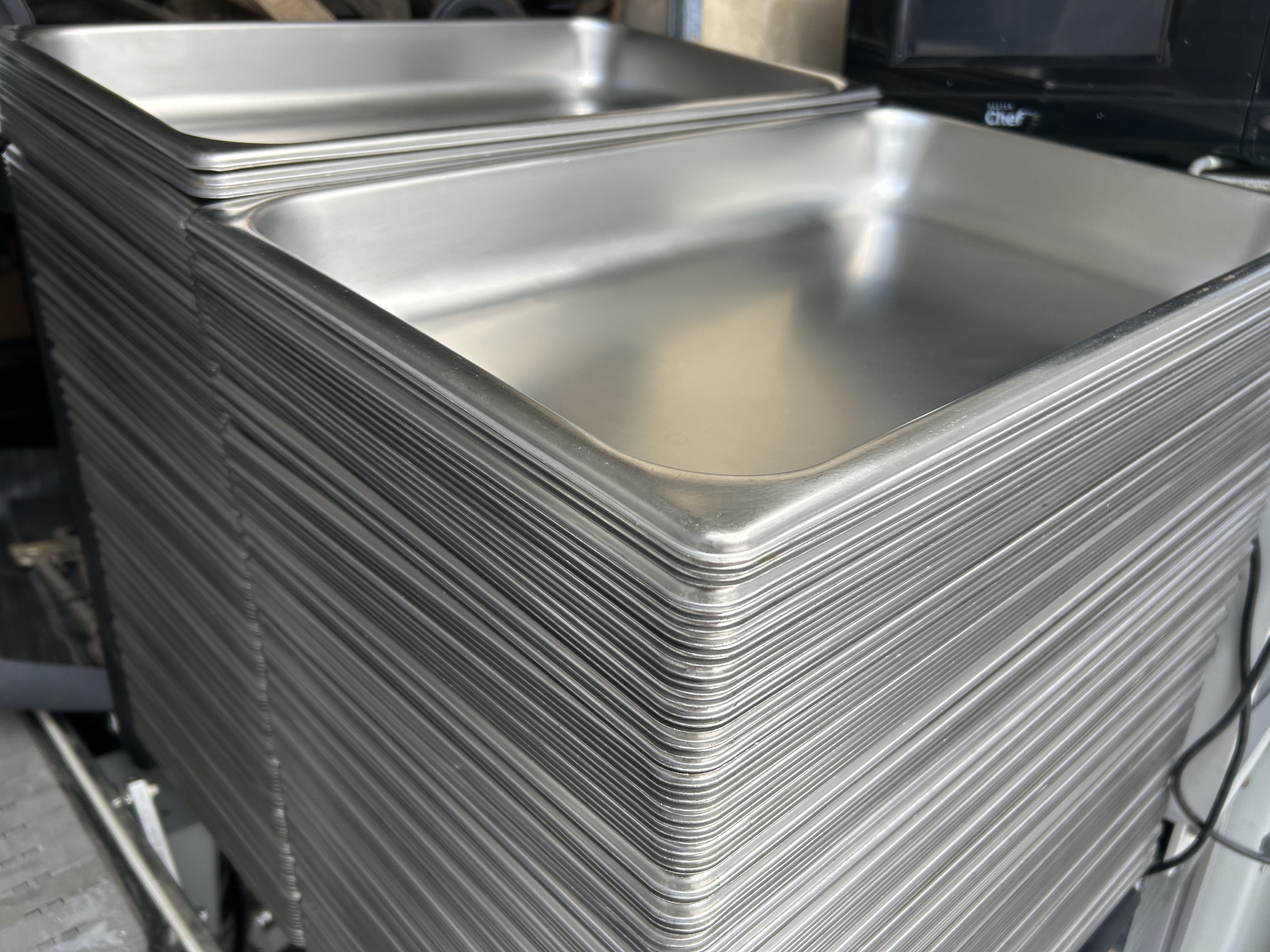 Lot de 240 plateaux en acier inoxydable de 8.5L, marque Polarware E-20122 NSF – Image 8