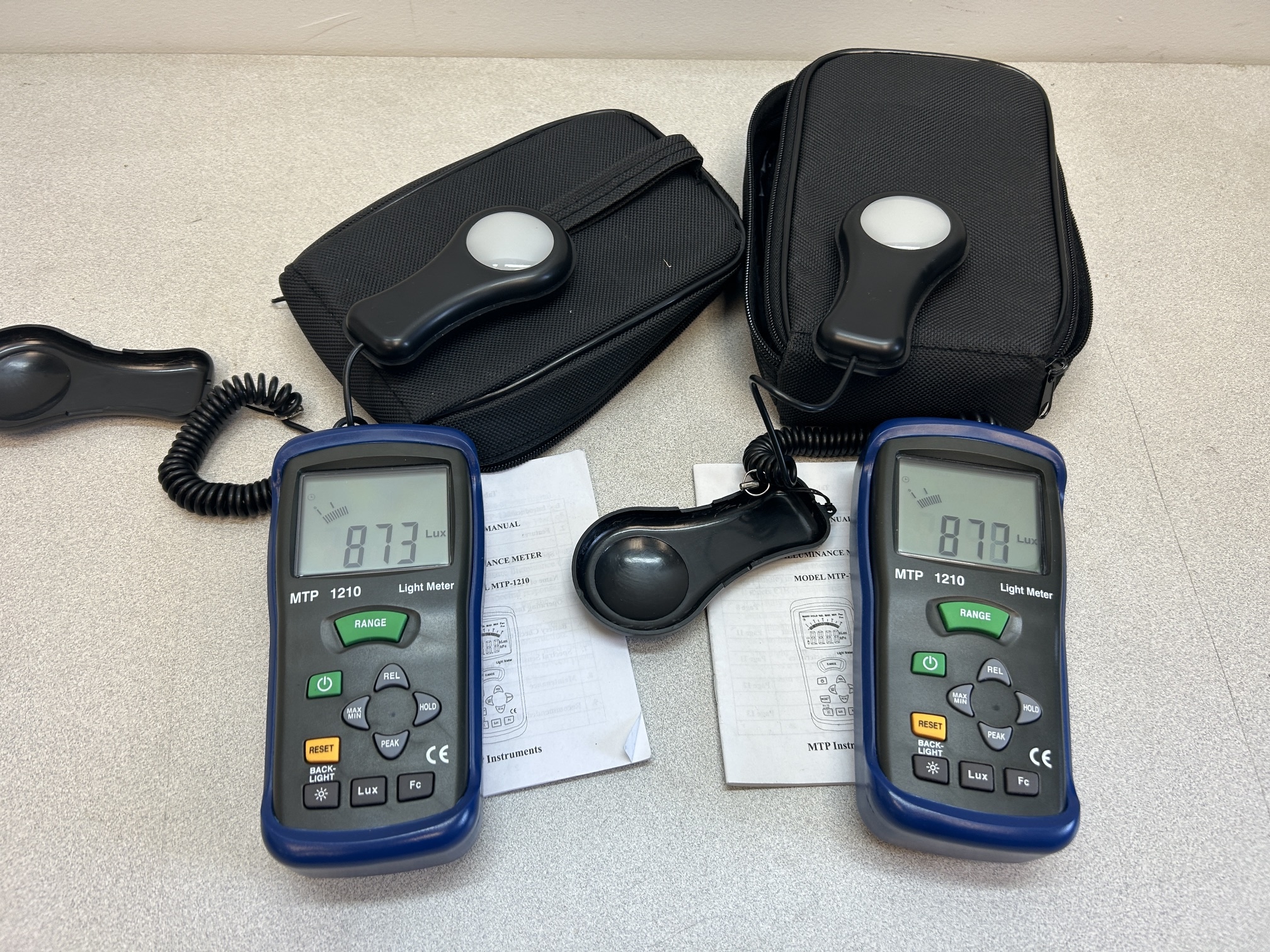 MTP1210 portable light meter