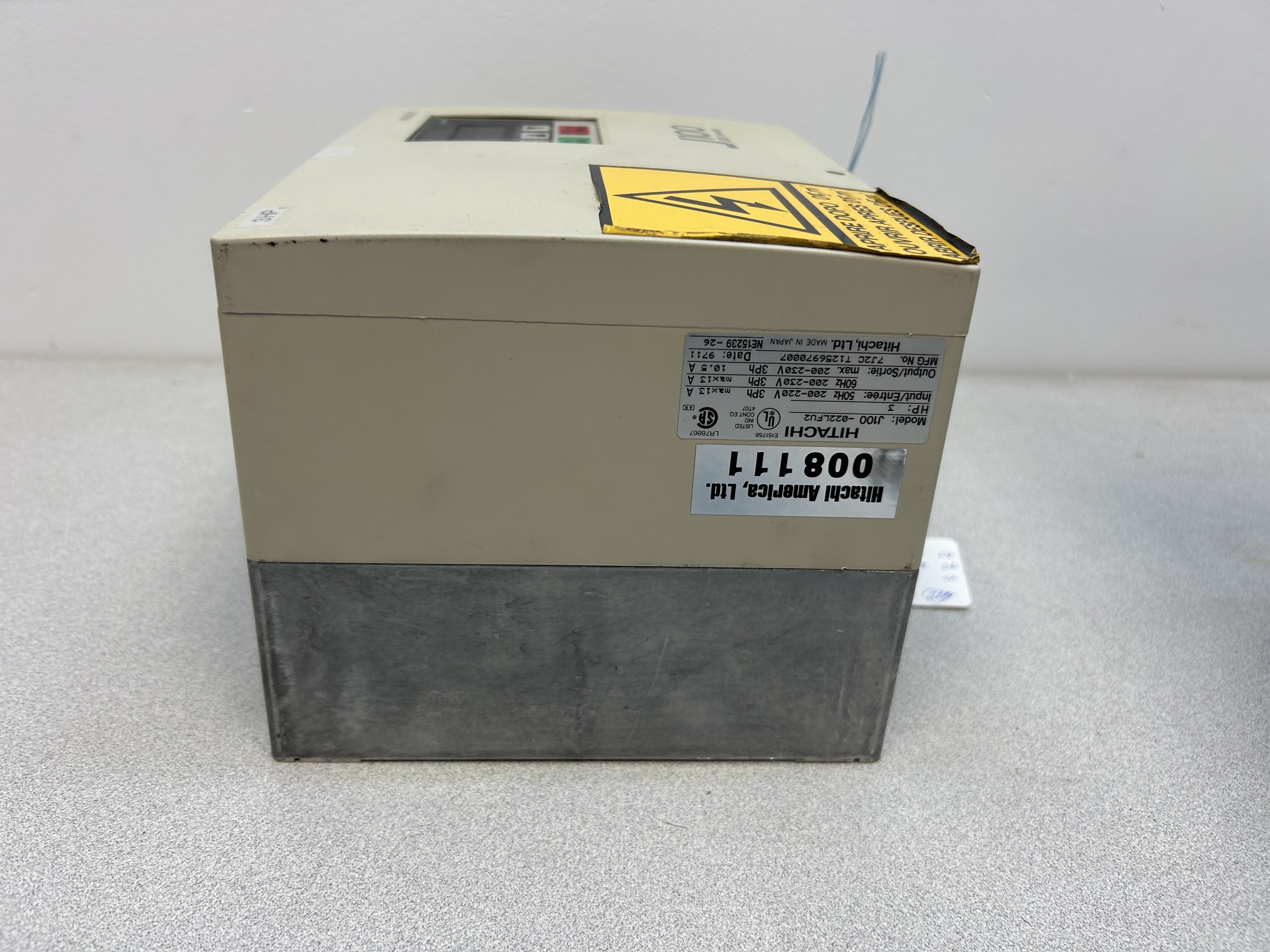 Hitachi J100-022LFU2 speed variator / inverter - Image 4