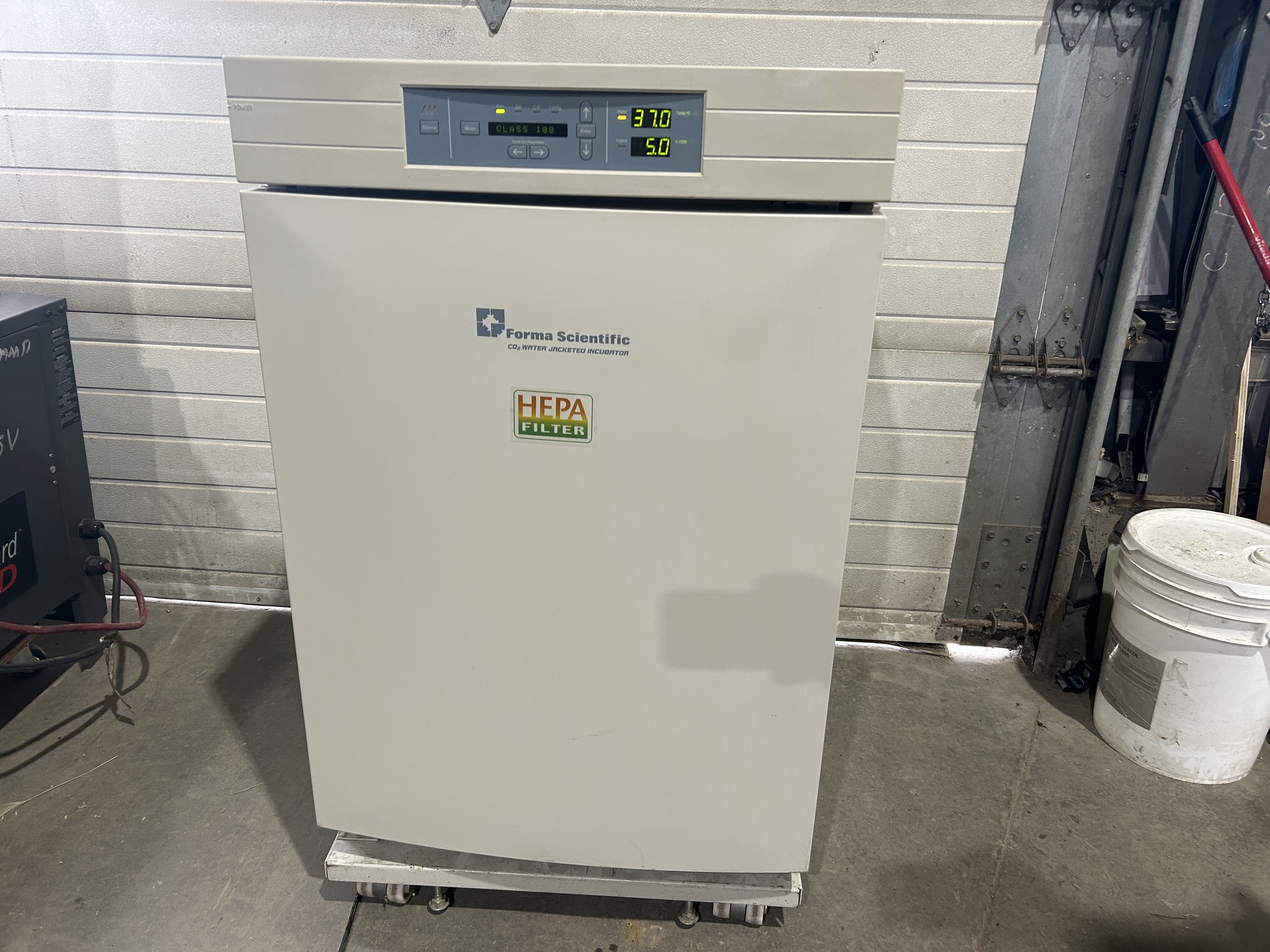 Incubateur de laboratoire Forma Scientific model 3110 au CO2