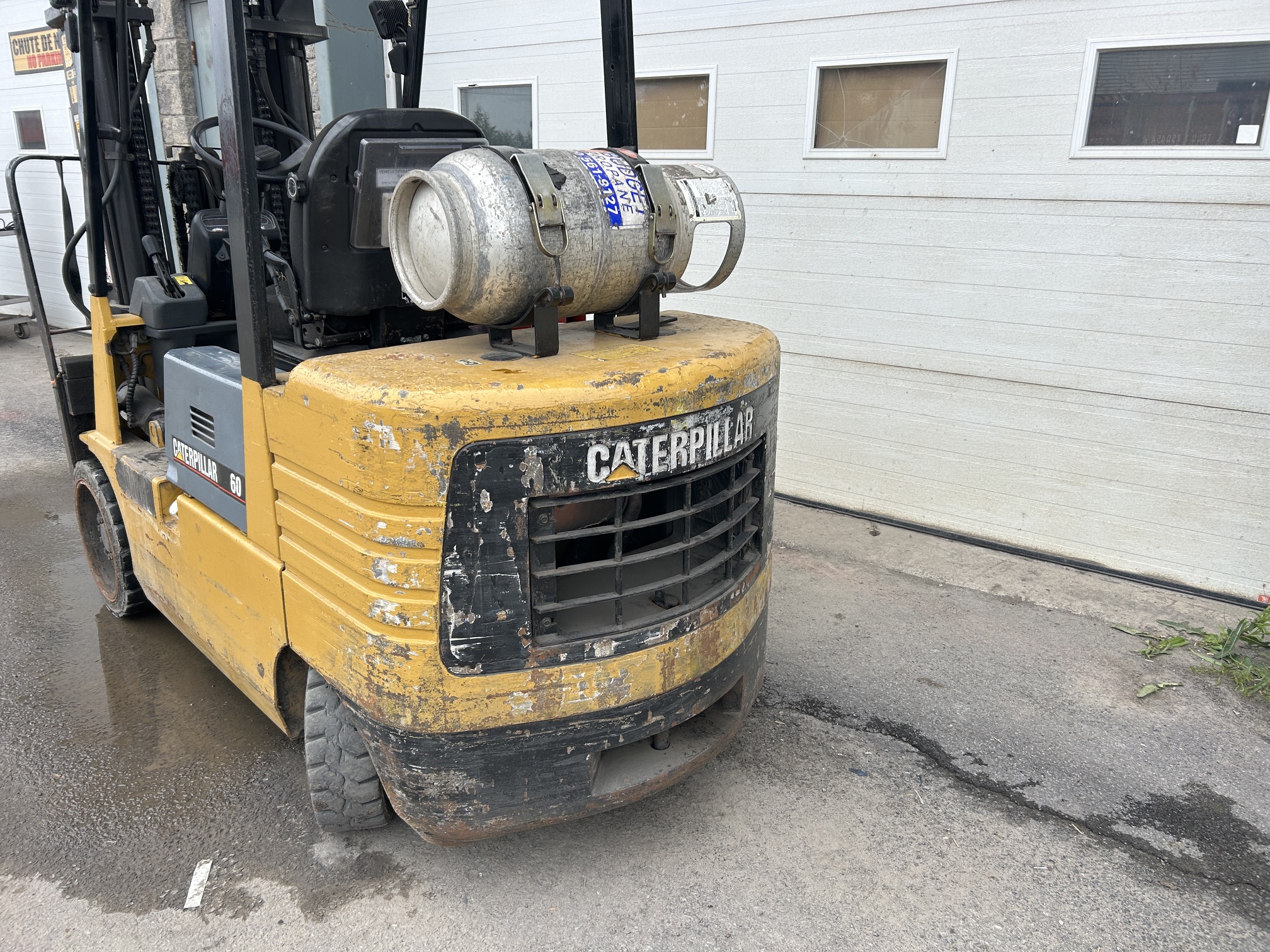 Chariot élévateur Caterpillar GC30 – Image 2