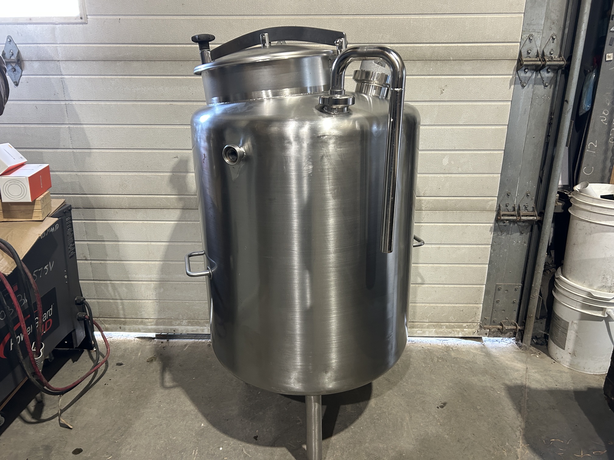 Réservoir en acier inoxydable de 325 litres – Image 3